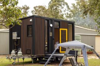 JJJ's Ranch Farm 1 by Tiny Away - - 9