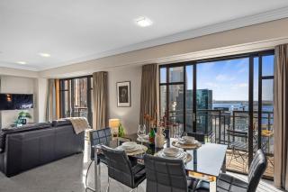 Views at Metropolis - Free Parking - Auckland - 2