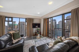 Views at Metropolis - Free Parking - Auckland - 4
