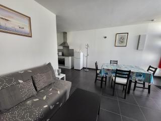 Maison T2 agréable avec cour privative, à 400m de la plage et proche commerces, quartier calme - FR-1-92-875 - Les Sables-dʼOlonne - 0