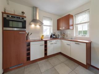 Holiday Home in Zeeland with Garden - Wemeldinge - 9