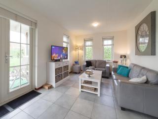 Charming Coastal Escape - 2