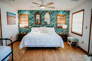 Blue Tropical Haven Romantic Oceanfront Escape - unit 9 - Melbourne Beach - 8