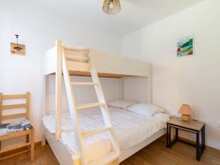 Appartement 5 personnes avec Wifi, parking, proche du lac à Génos - FR-1-695-78 - Génos - 3