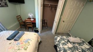 Cozy Nook in Fraser Valley Getaway With Breakfast - Abbotsford - 4