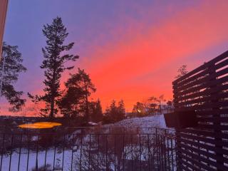 Top floor in villa with balcony, close to the sea - Saltsjöbaden - 9