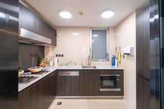 ZHome-Luxury Three-bedroom Suite-Near the Bund - Shanghai - 5