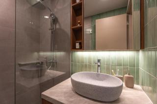 Weave Suites - Hillside - Singapore - 6