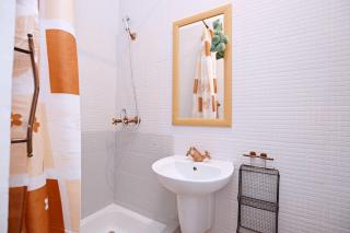 Praktyczne Studio w Sopocie Blisko Plaży by Noclegi Renters - Sopot - 9