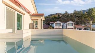 Yeosu Bless Poolvilla - 1