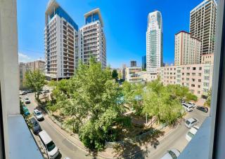 Peaceful 1BR Nest in the City Center - Ulaanbaatar - 4