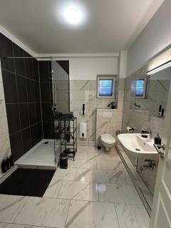 Superior XL - 110qm - 9 Personen Central Rooftop - 20 min to Hamburg - Elmshorn - 4