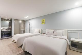 Yeongju Case Hotel - 0