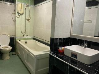 Duc Long Airport Hotel - Ho Chi Minh City - 2