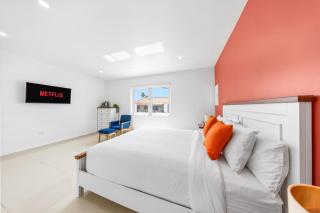 LUX 3BR and 2BA Villa with Pool Mango Villa by Bocobay - Palm-Eagle Beach - 8
