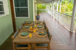 Stunning Modern Queenslander, steps to Lake - Weyba Downs - 8