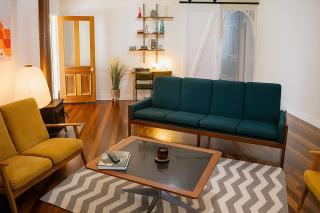 Stunning Modern Queenslander, steps to Lake - Weyba Downs - 4