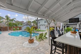Coconut Grove Resort Oasis - Clearwater Beach - 7