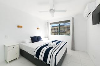 Lindomare Unit 16, 11 Orvieto Tce, Kings Beach - Caloundra - 4