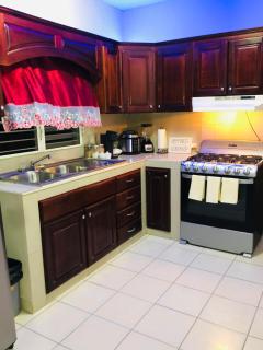Cozy Private Apartment - Belize City - 6