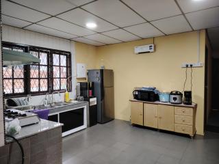 Home Stay Park - Miri - 1