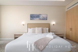 LUX Iconic Views at The Palm Tower Studio 3 - 2