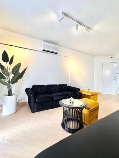 Cozy 2BR Japandi Rasuna Kuningan Jakarta Selatan - Jakarta - 0