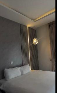 Luxury Waterview 3 bedroom apartment in Banana Island with Pool, Gym, Air Hockey, Table tennis and Free WIFI - Lagos - 2