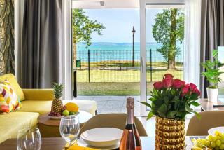 Karolina Lakefront Residence with Private Garden - Siófok - 0