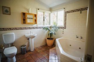 Dennis Cottage Clare Valley - Auburn - 5