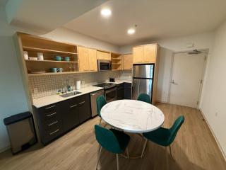 1BR w Patio in Hollywood!! - Los Angeles - 4