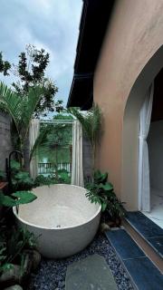 Lakeside View Villa Chuong My Ha Noi - - 1