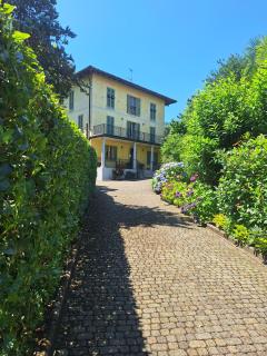 L'Ortensia della Villa Isabella, Camera con vista lago, balcone sul parco e bagno esclusivo all'esterno della camera - Stresa - 9