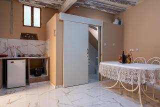 Stone House with Private Courtyard & BBQ in Vouni Village - Vouni - 6