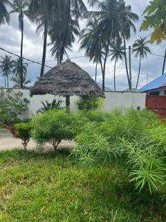 Mambo Leo Hostel - Paje - 9