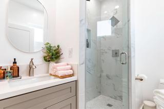 Premium 4-bedrooom House Best Location - 4