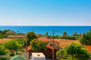 Chalkidiki's Seaview Escape - Cozy Summer Getaway - Nea Potidaea - 6