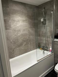 Private double room with shared amenities near Manchester - 8