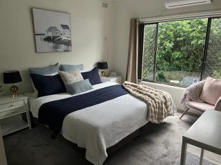 Hotel Style Monterey Guest Studio near Hospitals, Beach and Airport - Sydney - 8