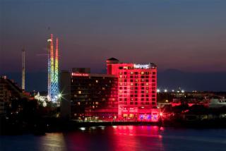 Ramada Plaza by Wyndham Orlando Resort & Suites Intl Drive - Newly Renovated! - 1