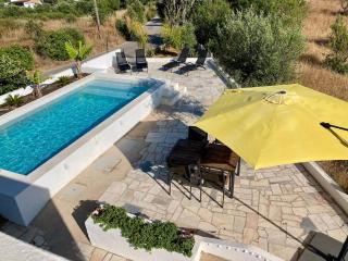 Boutique holiday home "Casa da vida doce" I Private, quiet & stylish I Pool, garden, sea view I For families, friends & couples - Lagoa - 6