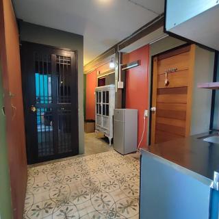 Non House Bangkok บ้านนอนโฮสเทล - 3