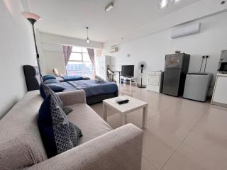 #3 Studio First Subang Mall SS15 Courtyard--2mins to SS15 LRT !2-5PAX! - Subang Jaya - 2