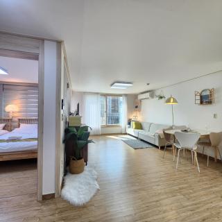 Lake House - Hwaseong - 8