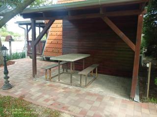 AA Apartman - Tópart - Kaposvár - 1