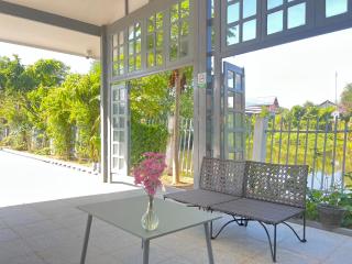 Garden House Rice Field and Mountain View - 1