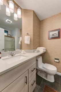 Cozy Aviation Style Lake View Condo at The Shores - Traverse City - 5