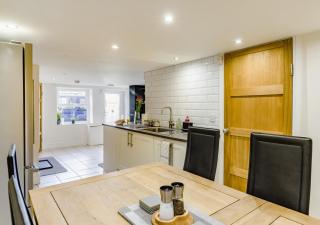 High Peak Place - Whaley Bridge - 7