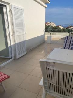 Apartment Lana Maris studio 2 - 200m from beach, terrace with sea view, wi-fi and free parking - 3