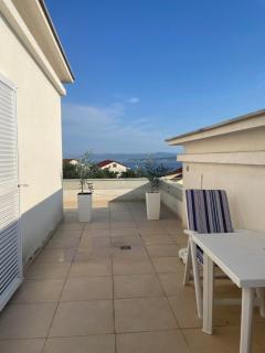 Apartment Lana Maris studio 2 - 200m from beach, terrace with sea view, wi-fi and free parking - 4